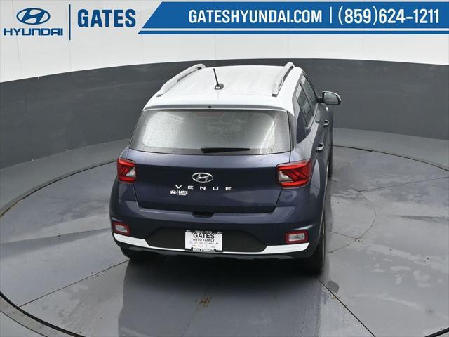 2026 Hyundai Venue SEL w/Two-Tone Roof