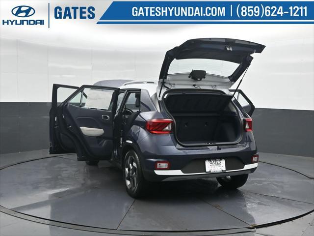 2026 Hyundai Venue SEL w/Two-Tone Roof