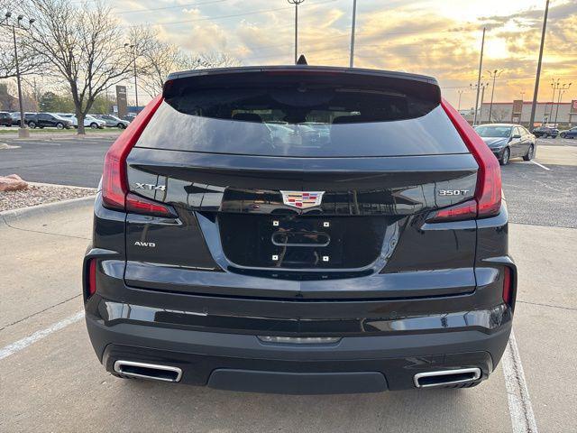 2025 Cadillac XT4 AWD Premium Luxury