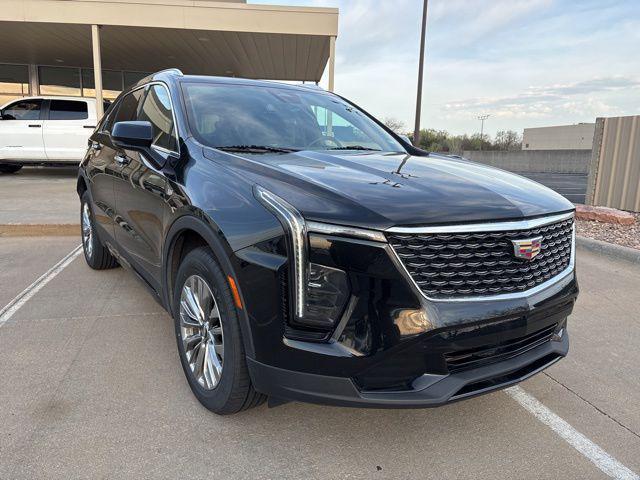 2025 Cadillac XT4 AWD Premium Luxury