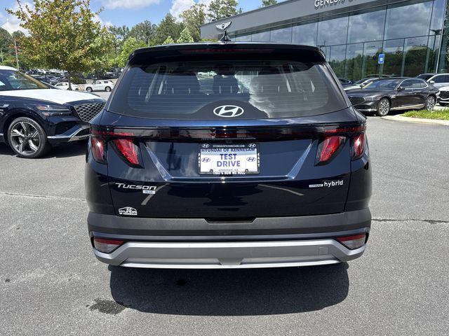 2026 Hyundai Tucson Hybrid Blue SE