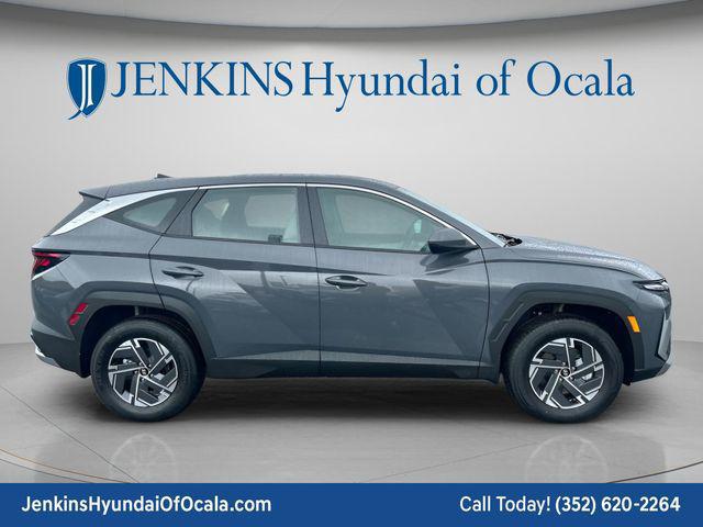 2026 Hyundai Tucson Hybrid Blue SE