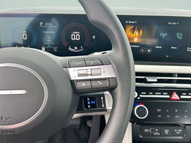 2026 Hyundai Tucson Hybrid Blue SE