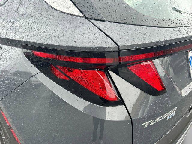 2026 Hyundai Tucson Hybrid Blue SE