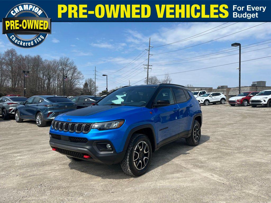 Hydro Blue Pearlcoat 2025 Jeep Compass Trailhawk 4WD SUV / Crossover Four-Wheel Drive Automatic