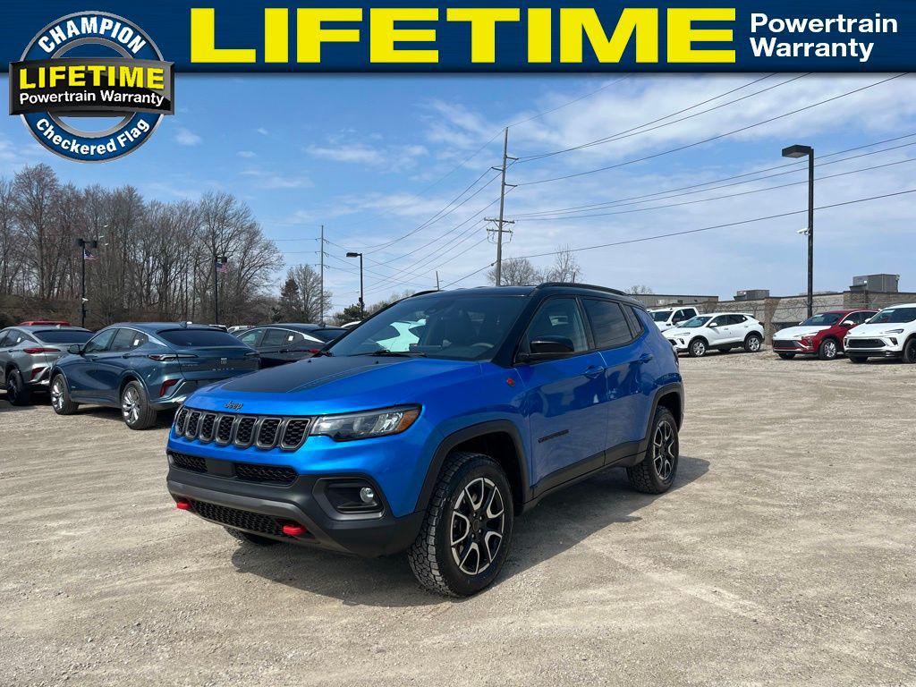 Hydro Blue Pearlcoat 2025 Jeep Compass Trailhawk 4WD SUV / Crossover Four-Wheel Drive Automatic