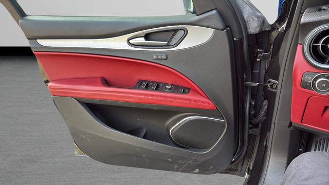 2019 Alfa Romeo Stelvio Ti Sport AWD