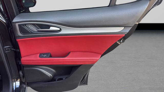 2019 Alfa Romeo Stelvio Ti Sport AWD