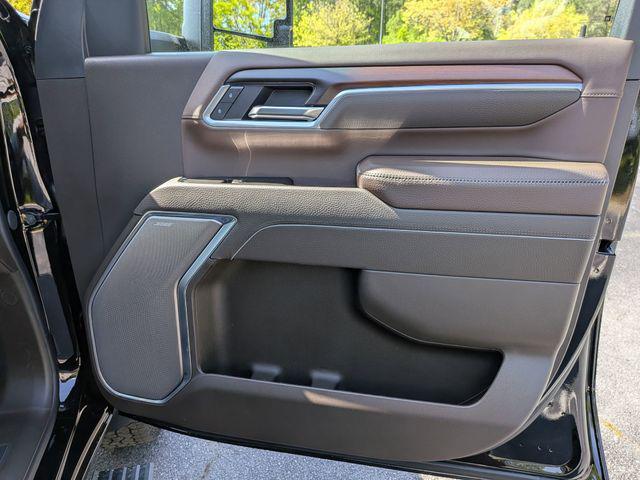 2026 GMC Sierra 2500HD Crew Cab, Standard Bed, Denali, 4WD