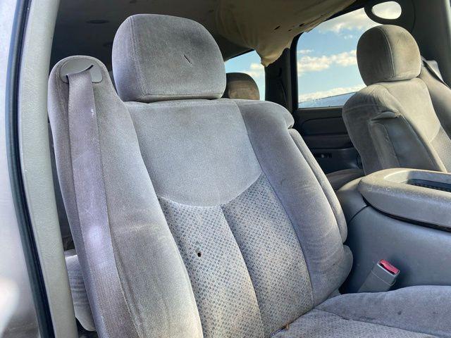 2004 Chevrolet Tahoe LS