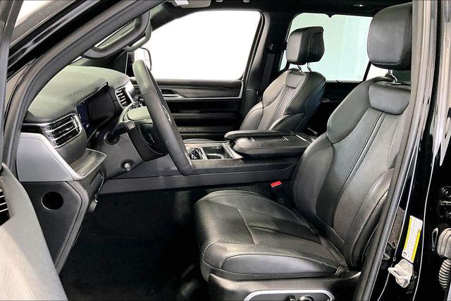 2023 Jeep Wagoneer Series III