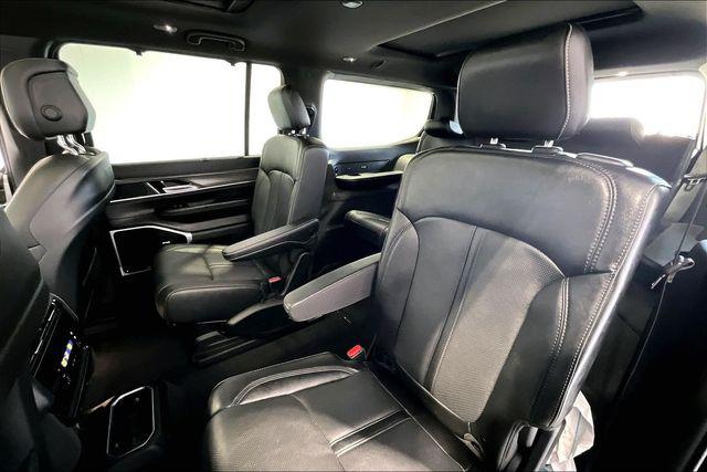 2023 Jeep Wagoneer Series III