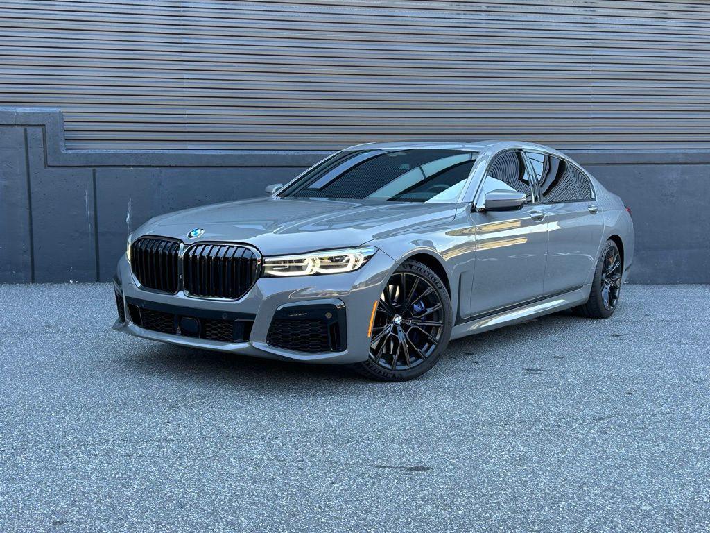 /2022 BMW 7-Series
