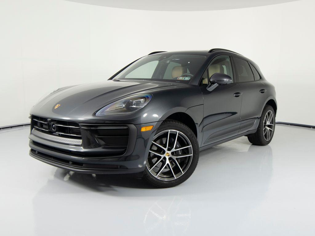 /2026 Porsche Macan