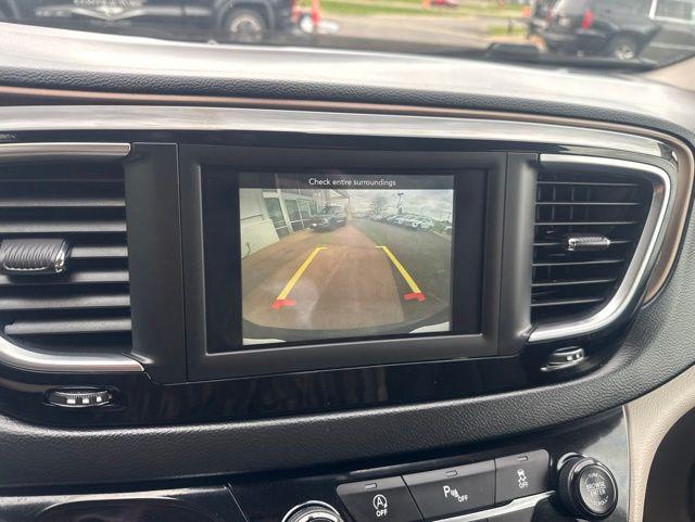 2019 Chrysler Pacifica Touring L