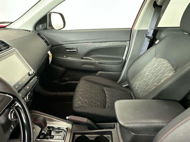 2026 Mitsubishi Outlander Sport 2.0 LE