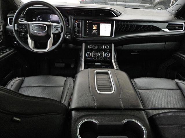 2023 GMC Yukon 4WD Denali