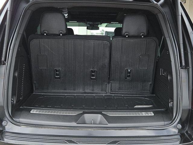 2023 GMC Yukon 4WD Denali