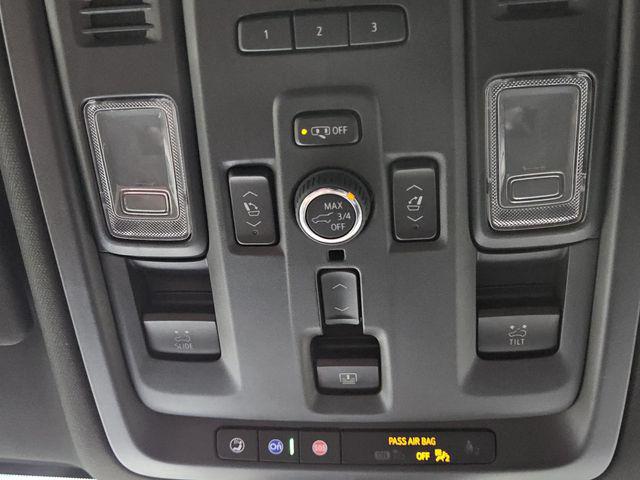 2023 GMC Yukon 4WD Denali