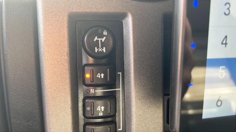 2004 HUMMER H2 Sport Utility 4D