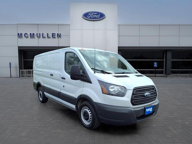 2017 Ford Transit 130 WB Low Roof Cargo