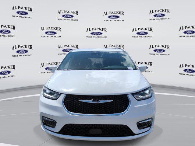 2022 Chrysler Pacifica Touring L AWD