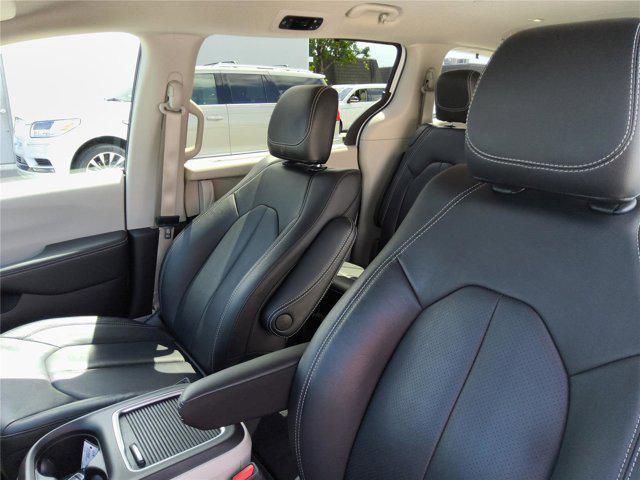 2022 Chrysler Pacifica Touring L AWD