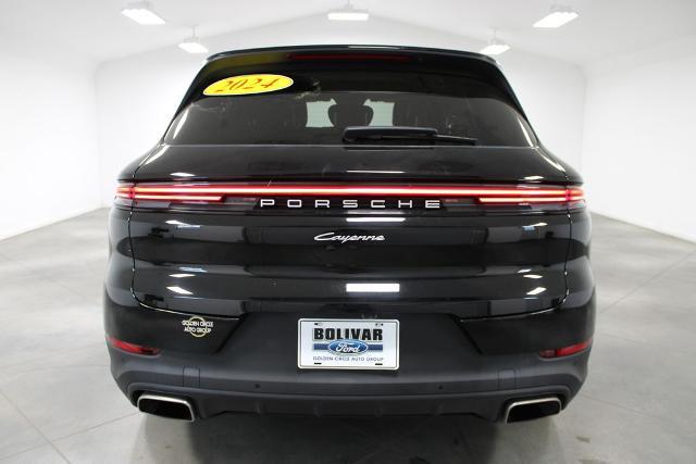 2024 Porsche Cayenne Base