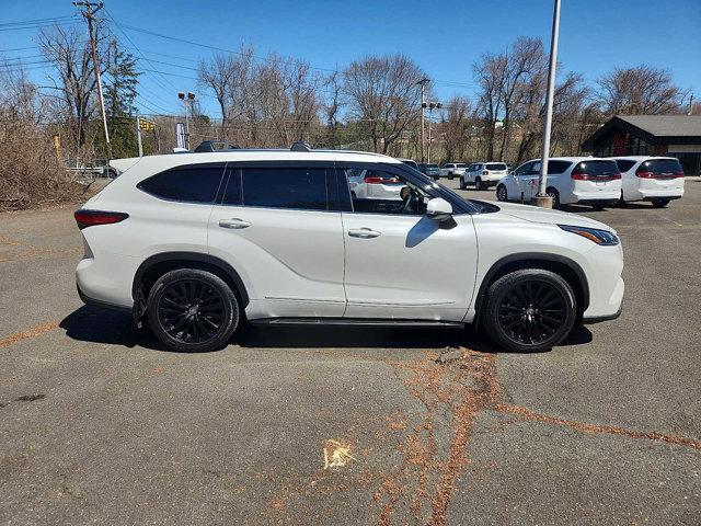 2023 Toyota Highlander Limited