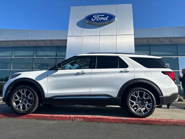 2025 Ford Explorer Platinum for sale in Warrenton, OR