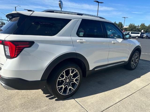 2025 Ford Explorer Platinum