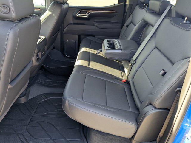 2025 Chevrolet Silverado 1500 4WD Crew Cab Short Bed RST