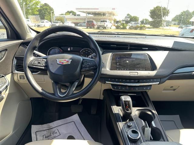 2019 Cadillac XT4 Premium Luxury