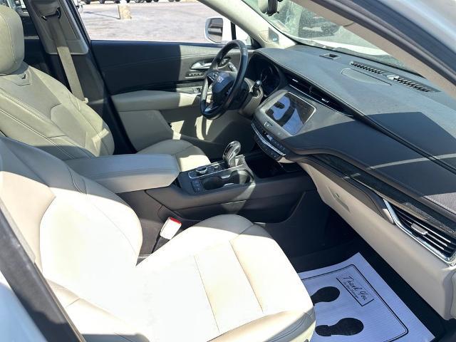 2019 Cadillac XT4 Premium Luxury
