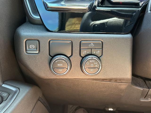 2024 Chevrolet Silverado 1500 2WD Crew Cab Short Bed RST