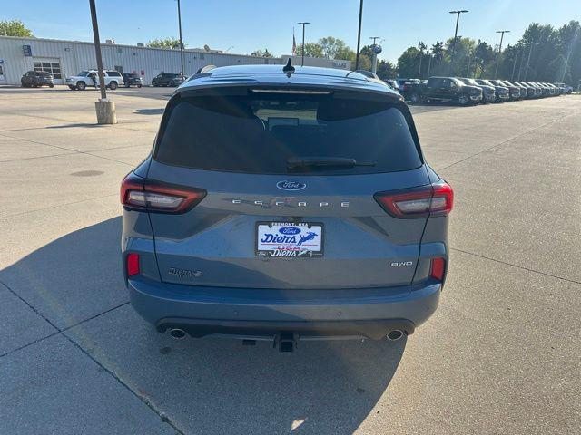 2023 Ford Escape ST-Line Elite
