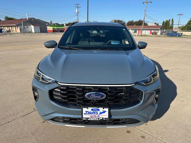 2023 Ford Escape ST-Line Elite