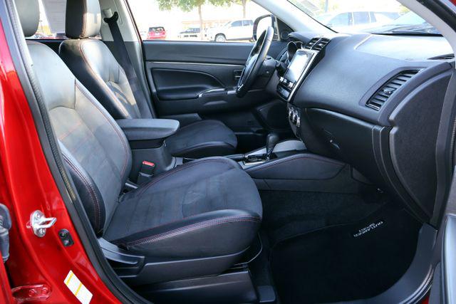 2025 Mitsubishi Outlander Sport 2.0 ES AWC