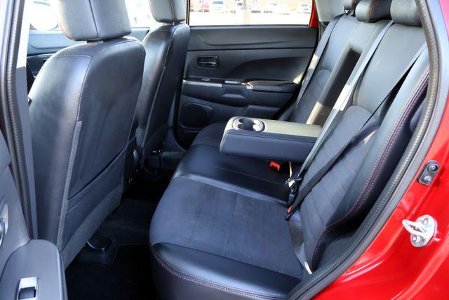 2025 Mitsubishi Outlander Sport 2.0 ES AWC