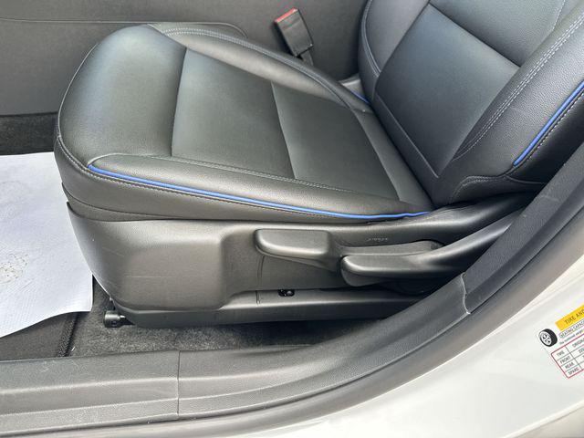2025 Buick NV Sport Touring FWD