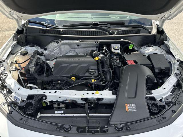 2025 Buick NV Sport Touring FWD