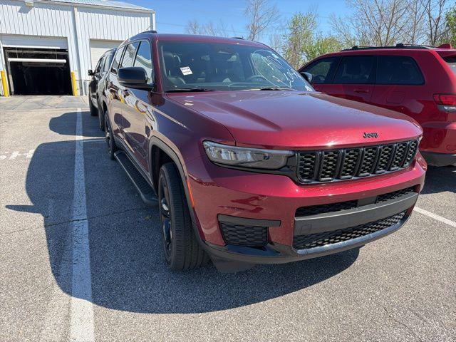 2023 Jeep Grand Cherokee L Altitude 4x4 for sale in Bedford, IN