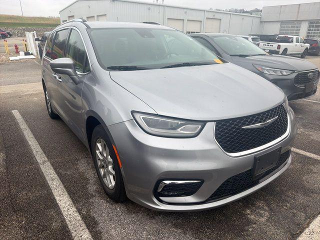 2021 Chrysler Pacifica Touring L for sale in Bedford, IN