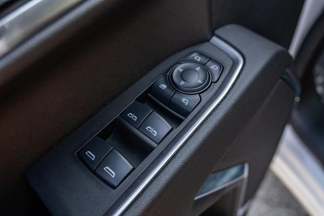 2024 GMC Sierra 1500 4WD Crew Cab Short Box SLT