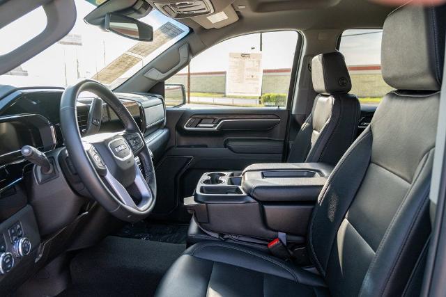 2024 GMC Sierra 1500 4WD Crew Cab Short Box SLT