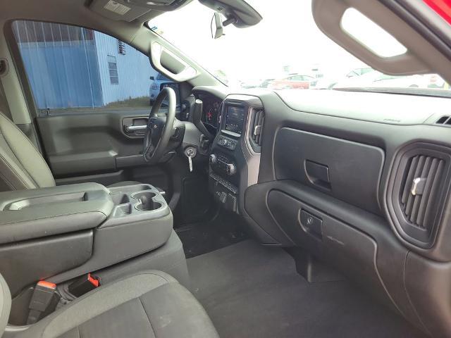 2022 Chevrolet Silverado 1500 4WD Crew Cab Short Bed Custom