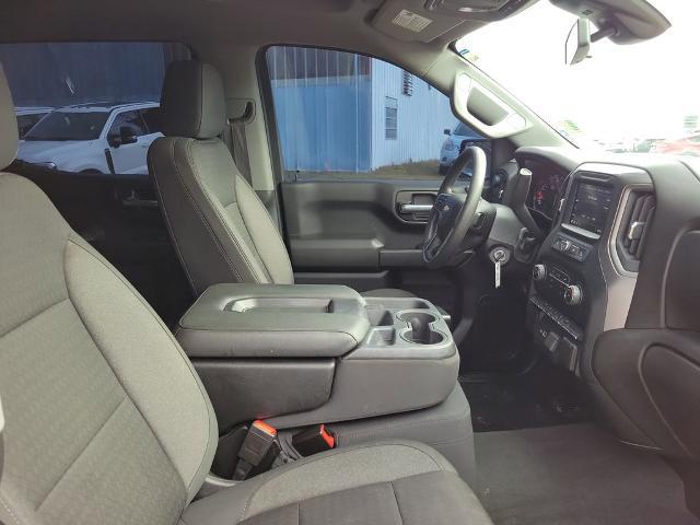 2022 Chevrolet Silverado 1500 4WD Crew Cab Short Bed Custom