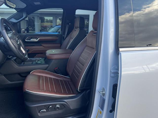 2025 GMC Sierra 2500HD 4WD Crew Cab Standard Bed Denali Ultimate