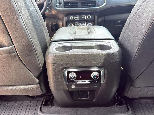 2024 GMC Yukon 4WD AT4