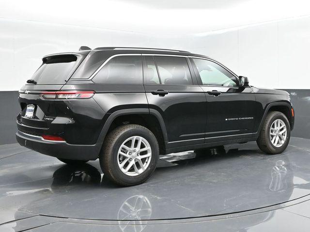 2024 Jeep Grand Cherokee Laredo X 4x4